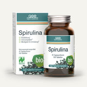 Abgebildet sind eine braune Glasflasche und eine Schachtel „Naturland Bio Spirulina (Tabletten)“ von gse.organic.supplements. Das vegane, gluten- und laktosefreie, bio-zertifizierte Nahrungsergänzungsmittel liefert natürliches Eisen in Form von 550 Tabletten für 45 Portionen.