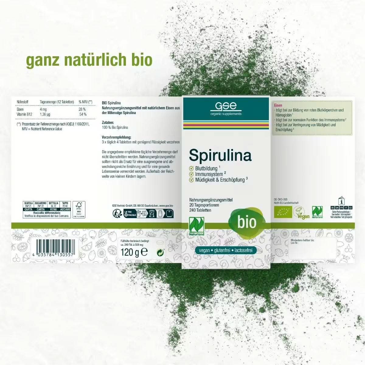 Ein Etikett für Naturland Bio Spirulina (Tabletten) von gse.organic.supplements zeigt grünes Pulver. Das vegane, bio-zertifizierte Nahrungsergänzungsmittel ist reich an Spirulina und Eisen und zudem gluten- und laktosefrei.